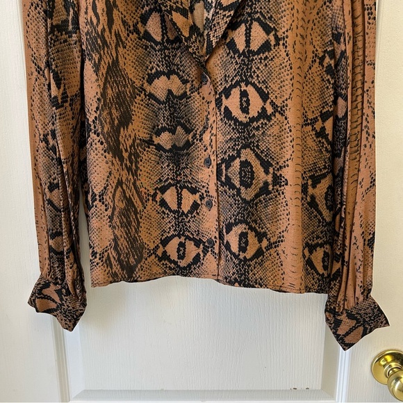 Topshop Snake Print Button-Up Shirt Blouse Brown and Black Size 4 - Picture 5 of 15